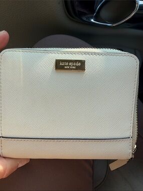 Kate Spade ♠️ New York Ava medium Zip Around BiFold Ivory Colorblock Wallet EUC